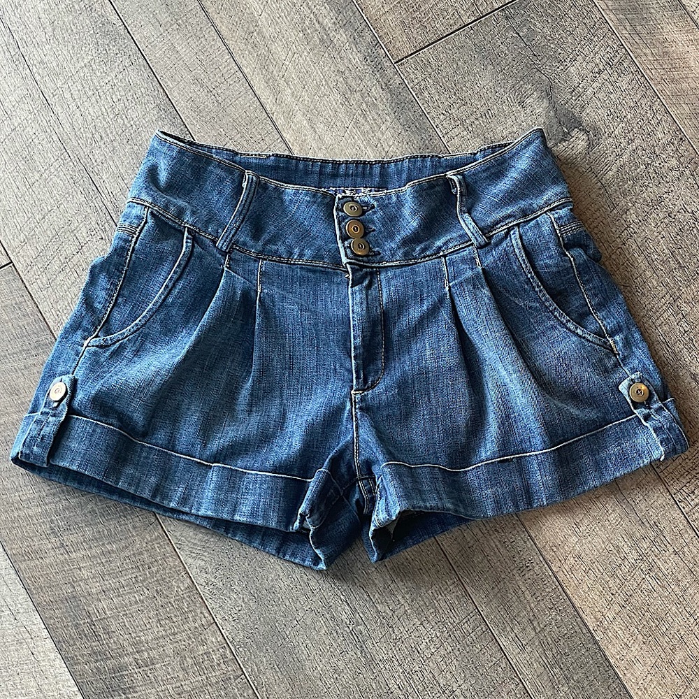 Hudson Jean Shorts. Size 30.
